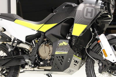 HUSQVARNA NORDEN 901 SKID PLATE (ZWART)